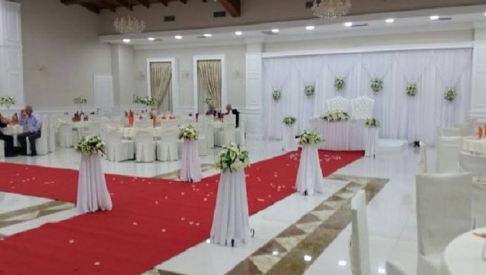 Durrës, pronarët e lokaleve nuk zenë mend, organizojnë dasma, gjobiten me 1 mln lekë të reja