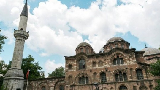 Pas “Hagia Sophia”, një tjetër kishë bizantine ndryshon status...Turqia shndërron muzeun në xhami 