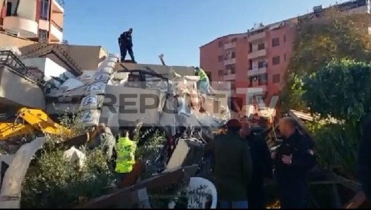 Do operohet në Itali, gjykata liron pronarin e 'Tropikalit' në Durrës ku vdiqën dy vëllezërit kosovarë pas tërmetit 