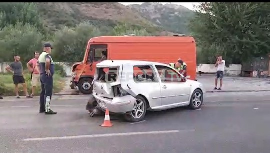 Aksident i trefishtë në Elbasan, plagoset lehtë pasagjeri...shpëtojnë mrekullisht 3 shoferët