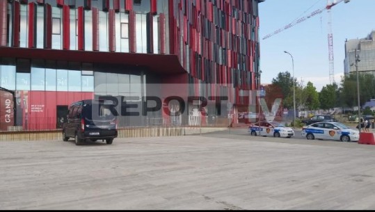 Ndeshja Tirana-Crvena Zvezda nën masa të rrepta sigurie, bllokohen të gjitha rrugët përreth stadiumit