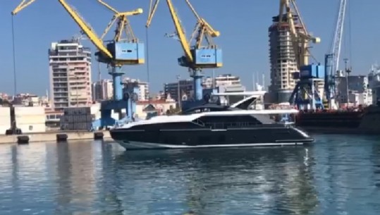 Dy jahte turistike vizituan sot portin e Durrësit, 79 të tillë që nga janari