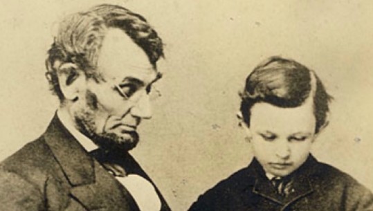 Letra emocionuese e Abraham Lincolnit, për mësuesin e të birit! Të gjithë duhet ta lexoni!