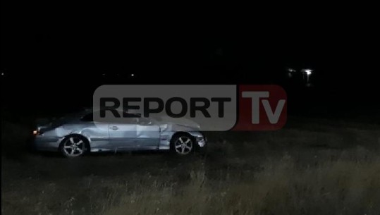 Aksident në Korçë, makina del nga rruga për shkak të shpejtësisë së lartë (VIDEO)