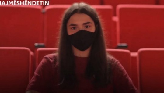 Nxënësit realizojnë videon sensibilizuese: Mbajtja e maskës ruan shëndetin tonë dhe të prindërve tanë