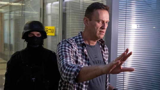 Organizata për Ndalimin e Armëve Kimike: Helmimi i opozitarit të Kremlinit Navalny, akt i papranueshëm