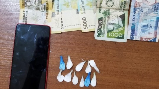 U kap me 11 doza kokainë me vete, arrestohet durrsaku, i dënuar më parë në Itali e Shqipëri