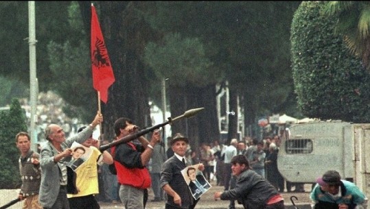 Vrasja e Azem Hajdarit/ Çfarë thanë Neritan Ceka, Kastriot Islami, Arben Imami dhe Luan Rama për grushtin e shtetit të Berishës në 14 shtator ‘98, diskutimet në Parlament