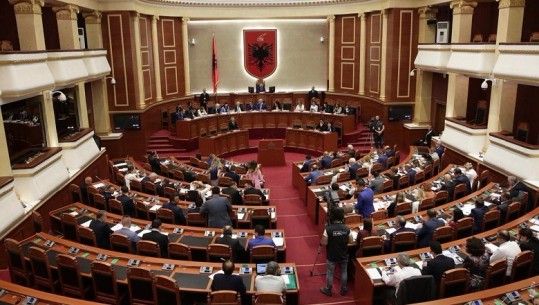 Kuvendi tender 16.8 milionë lekë për mirëmbajtjen e sistemit elektronik të votimit
