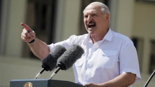 Rezoluta për Bjellorusinë/ Parlamenti Europian nuk e njeh Lukashenko-n si president dhe bën thirrje për zgjedhje të reja