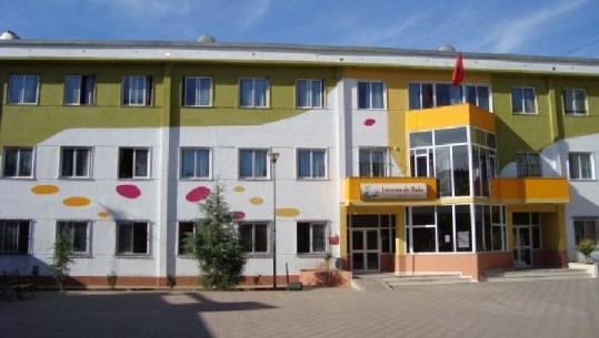 Viti i ri shkollor, mbi 20 mësues të prekur me koronavirus në Shqipëri! Preken dhe 3 prokurorë në Prokurorinë e Tiranës