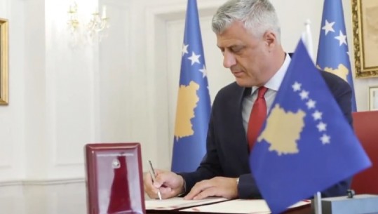 Marrëveshja Kosovë-Serbi/ Hashim Thaçi dekoron me ‘Urdhërin e Lirisë’ presidentin Donald Trump (VIDEO)