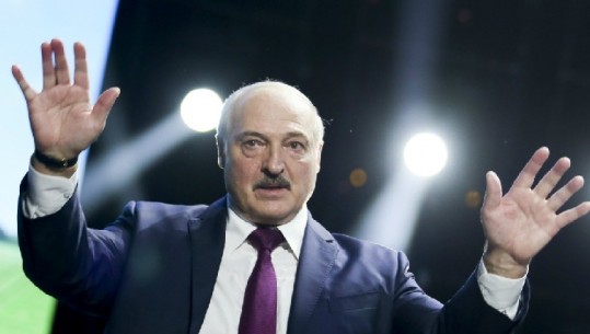 Bjellorusi/ Blindohet Lukashenko, mbyll kufijtë me Poloninë e Lituaninë, nxjerr ushtrinë përgjatë kufirit me Ukrainën