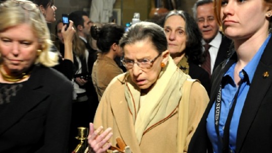 Ndërron jetë në moshën 87 vjeçare ikona e të drejtave të grave Ruth Bader Ginsburg