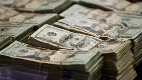 'Dosjet fincen'/ Bankat perëndimore transferojnë 2 trilionë dollarë para të pista (VIDEO)