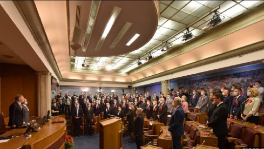 Konstituohet Kuvendi i Malit të Zi pa prezencën e Presidentit Milo Gjykanoviç