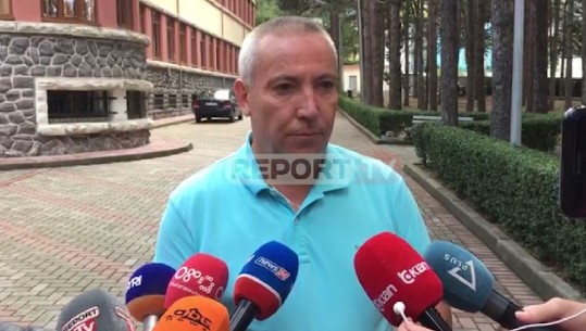 Pedagogu në Korçë ra në grackën e agjentit të infiltruar të SPAK/ Avokati: Hetimet 1 muaj! S'ndryshonte dot notën, sistemi i mbyllur (VIDEO)