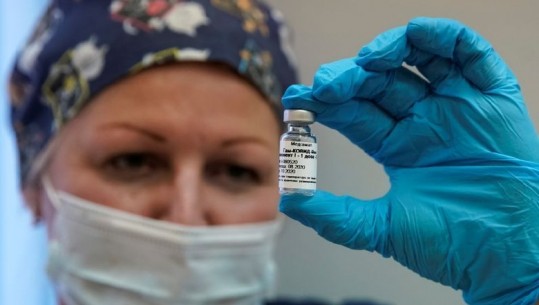 Vaksina antiCovid/ Rusia shet 200 milionë doza të ‘Sputnik V’
