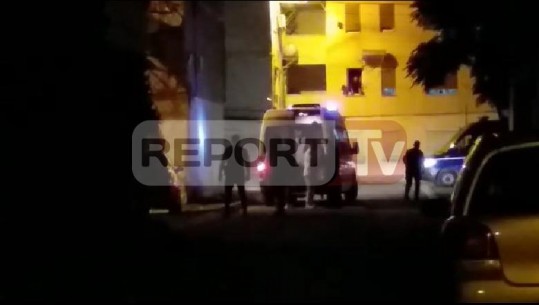 Elbasan/ Video nga momenti i largimit nga banesa të trupit të 71-vjeçarit të ekzekutuar nga policia