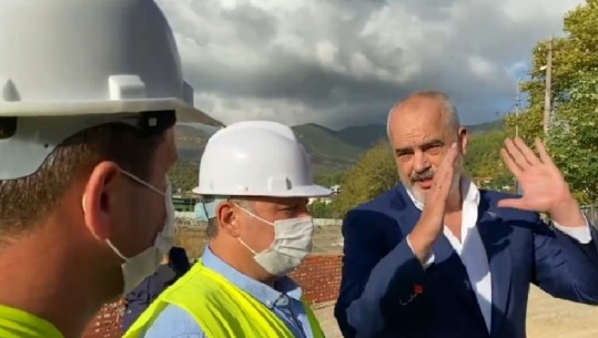 Rindërtimi i lagjes së re në Laç, Rama: Larg qoftë tërmet tjetër! Fola me Erdoganin, i lumtur me punën në terren