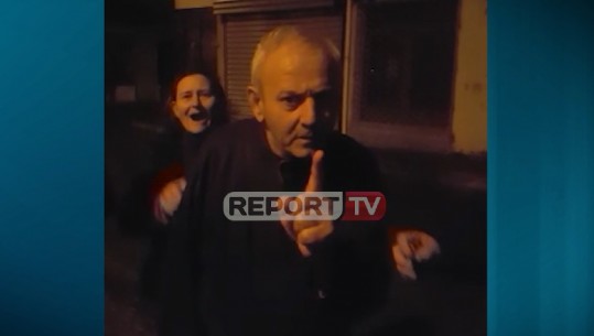 'Merreni rraseni brenda ose do e rras unë në varr'/ Del videoja ku 71-vjeçari Lefter Zhidru zihej me banorët e pallatit