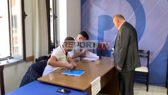 Votohen kandidatët për deputetë në Shkodër/ S'kualifikohen 2 emra pas numërimit, Bardhi: Po përgatitemi të shkojmë me emrat tanë (VIDEO)
