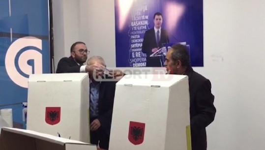 Votohen sot kandidatët për deputet në Lezhë, PD 'ndëshkon' ish-kryetarin e Bashkisë që u dënua me 4 vite burg, e përjashton nga lista (VIDEO)