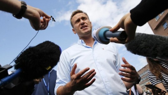 Helmimi i Navalny/ Moska rrezikon sanksione të rënda! Franca dhe Gjermania i dërgojnë propozime Bashkimit Europian