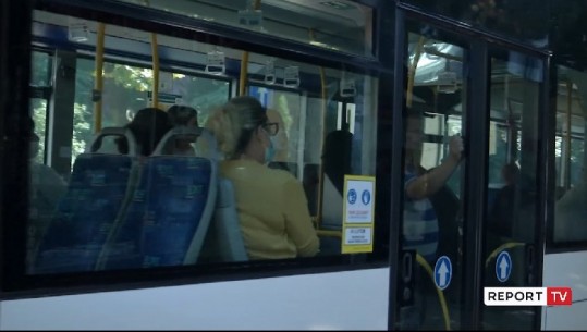 'Faturino s'thotë gjë, marrin vetëm lekët'! Report Tv vëzhgim në linjat e urbanëve në Tiranë, qytetarët indiferentë ndaj COVID, pa maska në autobusë