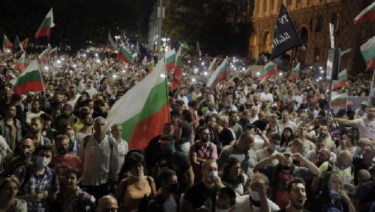  100 ditë protesta në Bullgari, qytetarët denoncojnë korrupsionin