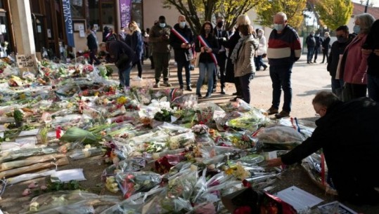 Vrasja e mësuesit francez: Policia kontrollon shtëpitë e radikalëve islamikë të dyshuar për përfshirje në krim
