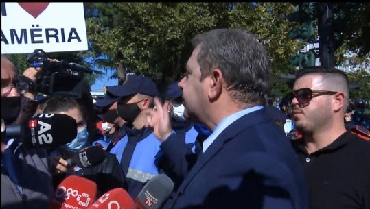 Idizi: Lajmin se jam vënë në hetim nga policia po e mësoj tani nga mediat! Të na thonë se ku i mbajnë 26 të shoqëruarit