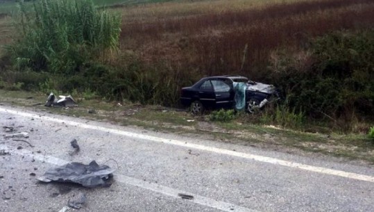 Makina del nga rruga në aksin Lushnje-Rogozhinë, shoferja 19 vjeçare dhe pasagjerët përfundojnë në spital
