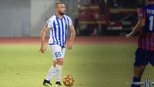 Sjelje jo sportive ndaj arbitrit/ Komisioni i Disiplinës dënon dy lojtarët e Tiranës Batha e Torassa