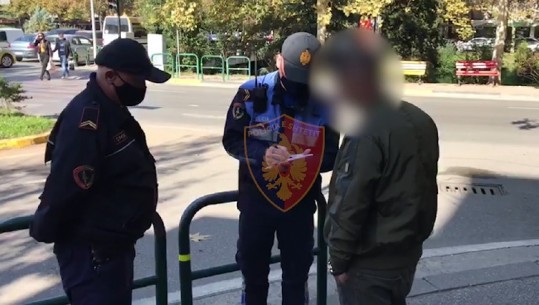 Shqiptarëve 'nuk iu trembet syri' nga virusi, dalin pa maska rrugëve, gjobiten 619 qytetarë (VIDEO)