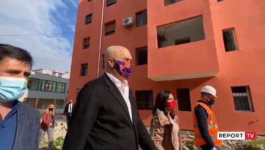 Rama në Kamëz  për rindërtimin: Shkolla 'Lidhja e Prizrenit' dhe 'Jashar Hoxha', gati brenda 2021 (VIDEO)