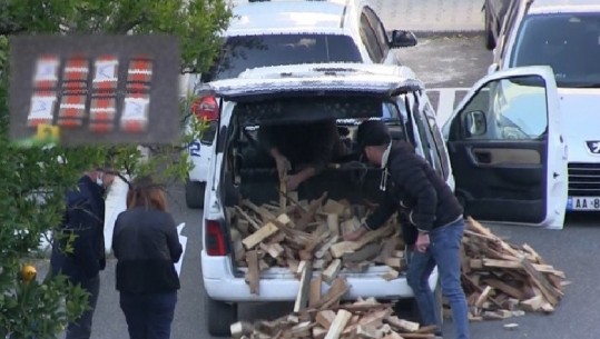 Sekuestrohen 4.2 kg heroinë në Elbasan, 5 të arrestuar! Droga e ndarë në 8 pako të fshehura në furgon mes druve, destinacion final Greqinë (EMRAT)