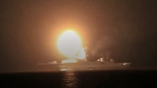  Rusia teston me sukses për herë të tretë gjatë këtij viti raketën “Tsirkon” (VIDEO)