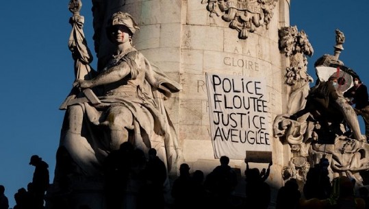 Pas protestave masive, qeveria franceze pranon të rishikojë ligjin për sigurinë