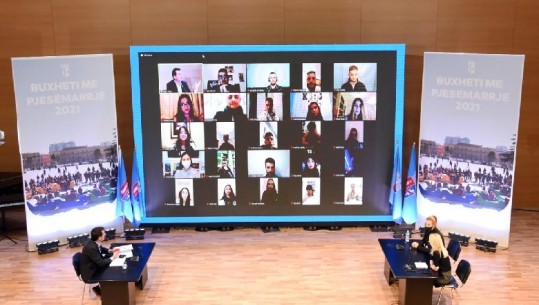 Buxheti i Tiranës 2021/ Veliaj, bashkëbisedim online me të rinjtë: Po ndërtojmë më shumë shkolla se në 100 vite të Tiranës kryeqytet