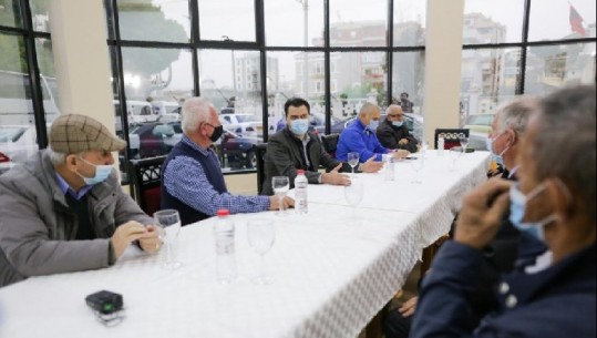 'Na kanë lënë në harresë', Basha takim me pensionistët në Vlorë: Më shumë janë rritur çmimet e ushqimeve, pensionet jo (VIDEO)