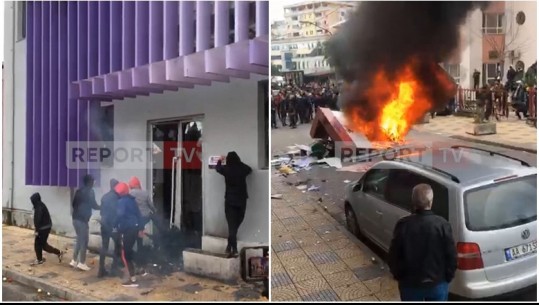 Dhunë në Shkodër/ Të miturit në krye të 'rebelimit', shkatërrojnë selinë e PS! Mbërrijnë Balla dhe Beqaj: E organizoi PD-LSI, Monika të heqë dorë nga pagesat për minorenët