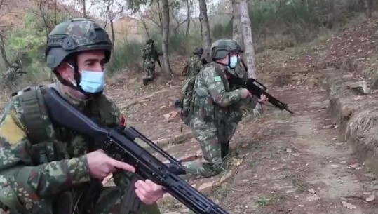 Olta Xhaçka nxjerr videon e FA: Pavarësisht kufizimeve të pandemisë trupat e batalionit të III të këmbësorisë në Poshnje testuan aftësitë 