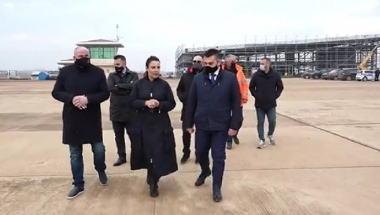 Balluku për aeroportin nga Kukësi: Kemi sfiduar edhe Tiranën, do të përfundojë brenda afatit (VIDEO)