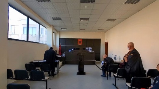 Operacioni antidrogë në Vlorë/ Jepet masa 'detyrim paraqitje' për 9 të arrestuar! Mes tyre 4 policë, 4 kryetarë fshatrash dhe 1 i  mitur