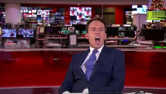 I përgjumur gjatë live-t, spikeri i BBC kërkon falje ndaj ndjekësve  