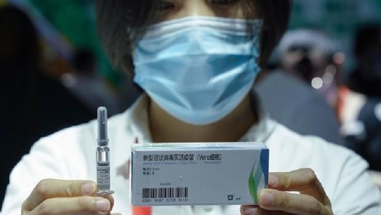 Në qytetin ku u shfaq COVID-19 për herë të parë, Wuhan nis vaksinimi i grupeve më të rrezikuara nga virusit 