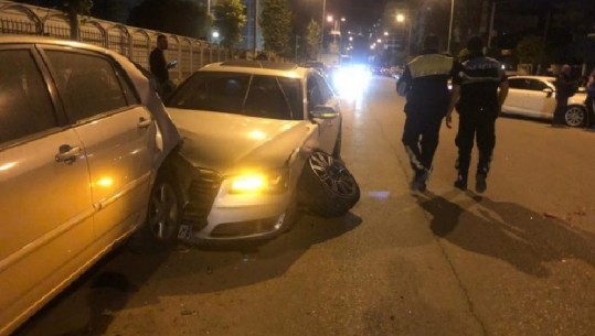 2 aksidente në të njëjtën orë në Tiranë, shoferët largohen nga vendi i ngjarjes! Të plagosurit në spital