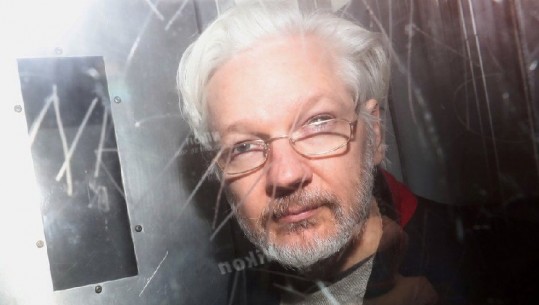 Refuzohet kërkesa për ekstradim të Julian Assange
