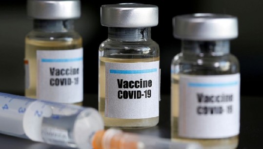Qeveria franceze arsyeton vonesat e vaksinimit